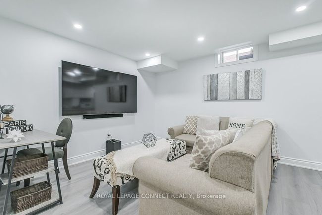 12 Harry Blaylock Dr, House attached with 4 bedrooms, 4 bathrooms and 2 parking in Markham ON | Image 28