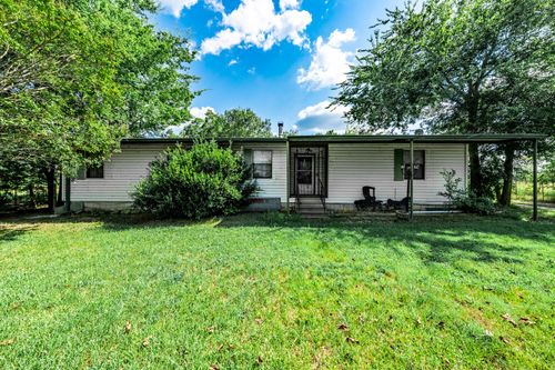 7801 W Interstate Highway 30, Cumby, TX, 75433-4870 | Card Image