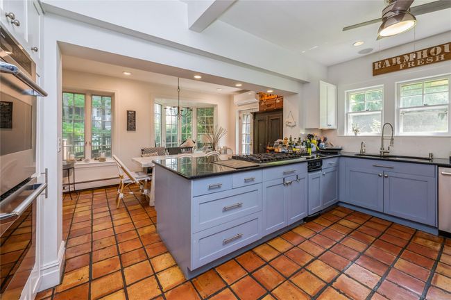 Notice the double wall oven and 6 burner gas cooktop. | Image 14