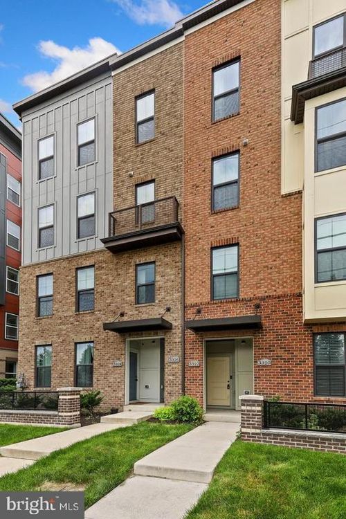 3322 Tribune Ct, HYATTSVILLE, MD, 20782-2980 | Card Image