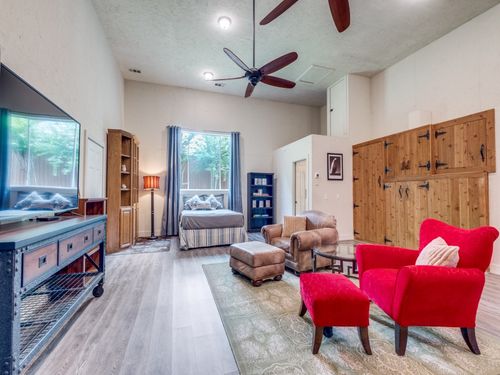 102 Bentwood Ct, Denton, TX, 76210-8581 | Card Image