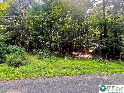 639 Bear Rock Rd, Lake Ariel, PA, 18436 | Card Image
