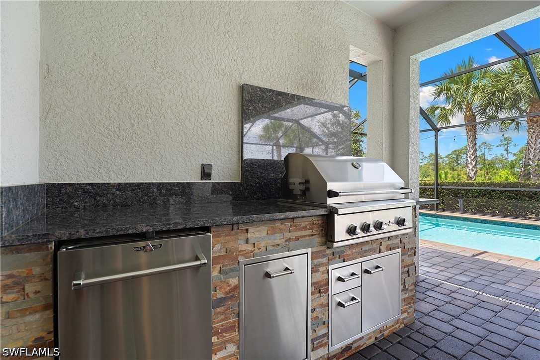 Residential in Estero 3