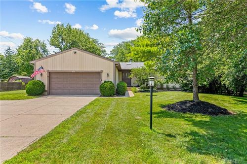 6935 Paragon Rd, Washingtn Twp, OH, 45459-3157 | Card Image