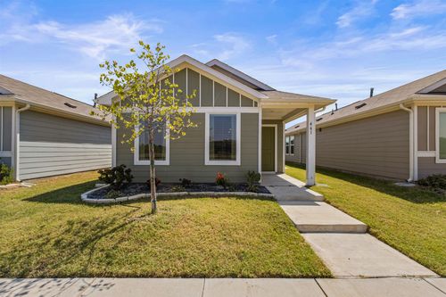 461 Whistlestop Way, Ferris, TX, 75125-9205 | Card Image