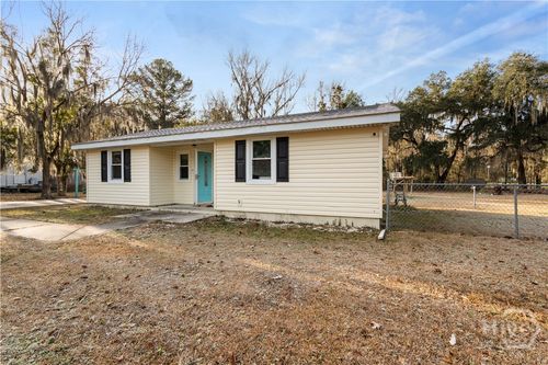 42 Winoca Dr, Midway, GA, 31320-4328 | Card Image