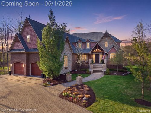 1595 Carriage Way, Rochester, MI, 48307-1703 | Card Image