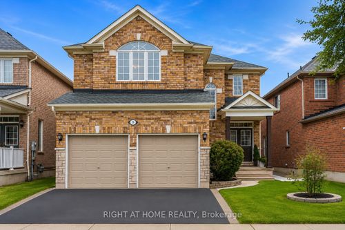 lower-9 Alyssum Crt, Richmond Hill, ON, L4E4M7 | Card Image