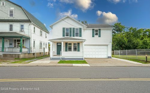 1017 Rutter Ave, Forty Fort, PA, 18704-4907 | Card Image