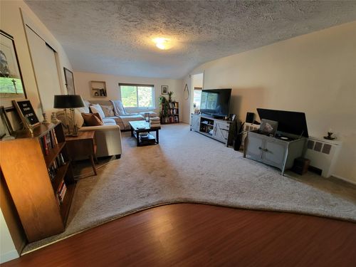 34 Cayuga Ave, Deer Park, NY, 11729-2302 | Card Image