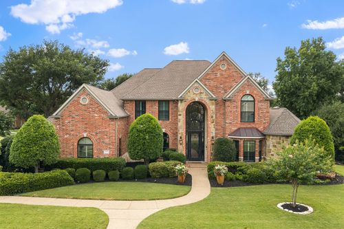 400 Indian Paintbrush Way, Southlake, TX, 76092-6914 | Card Image