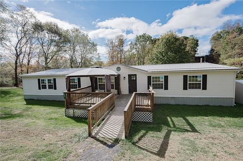 155 Baker Rd, Worthington, PA, 16262-3701 | Card Image