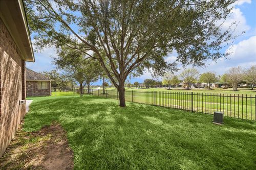 7806 Summer Night Ln, Rosenberg, TX, 77469-4653 | Card Image
