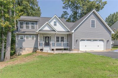 22120 Lake Jordan Landing, House other with 3 bedrooms, 2 bathrooms and null parking in Dinwiddie VA | Image 1