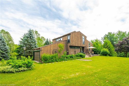 8633 30 Sideroad, Belwood, ON, N0B1J0 | Card Image