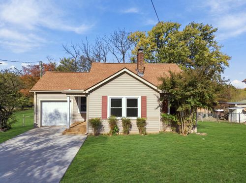 1501 5th Ave W, Springfield, TN, 37172-3466 | Card Image