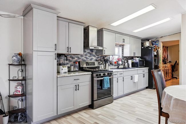 2551 W 92 Nd Ave, Home with 3 bedrooms, 2 bathrooms and 4 parking in Federal Heights CO | Image 9