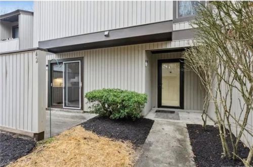42 Spring E, Williamsburg, VA, 23188-1625 | Card Image