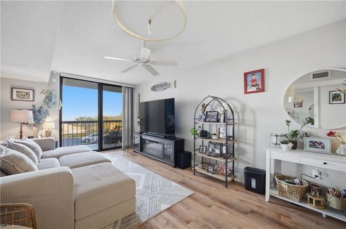 apt-105-3288 Page Ave, Virginia Beach, VA, 23451-1029 | Card Image