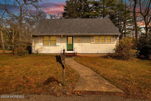 78 Nautilus St, Beachwood, NJ, 08722-2645 | Card Image