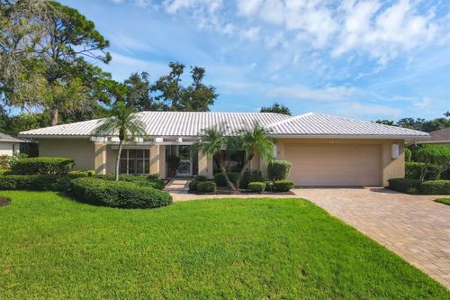 3679 Aster Dr, SARASOTA, FL, 34233-2106 | Card Image