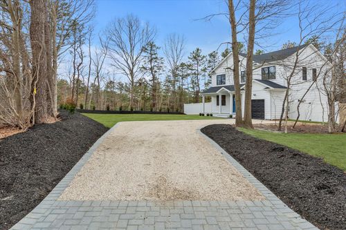 N/C 10th Ave, Holtsville, NY, 11742 | Card Image