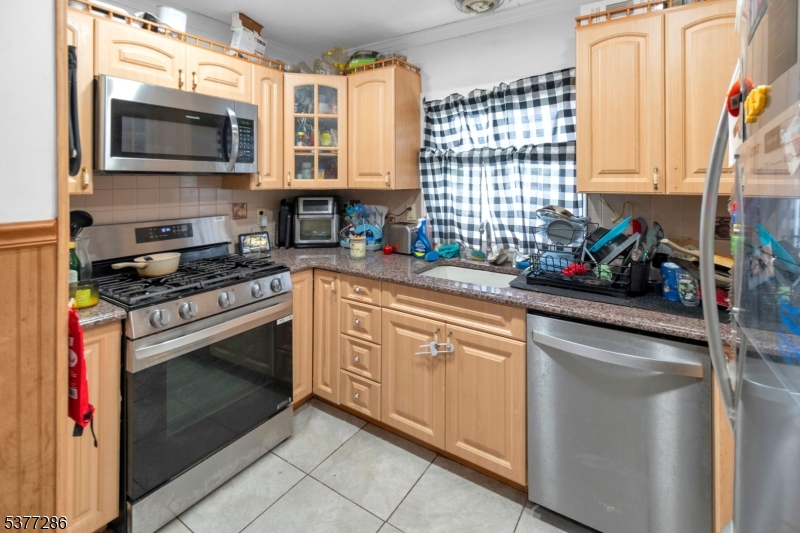 Residential Income in North Arlington Boro 4