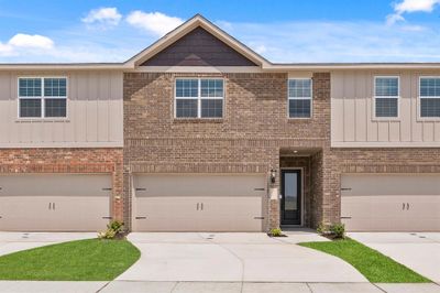 489 Mb's Way, Townhouse with 3 bedrooms, 2 bathrooms and null parking in Pilot Point TX | Image 1