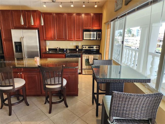 APT-320 - 2881 Ne 32 Nd St, Condo with 1 bedrooms, 1 bathrooms and null parking in Fort Lauderdale FL | Image 4