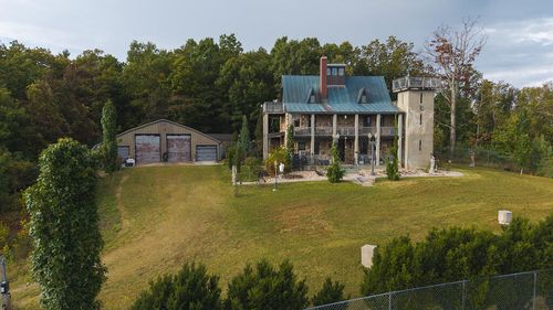 519 Roberson Mill Rd Se, Floyd, VA, 24091-5029 | Card Image