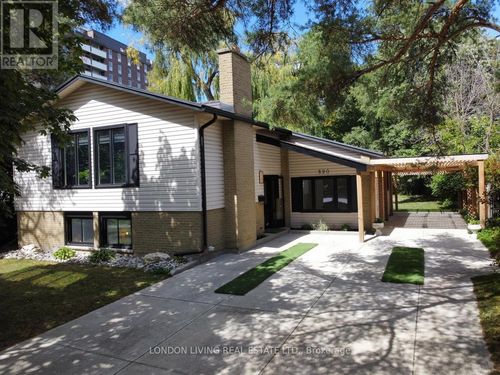 890 Viscount Rd, London, ON, N6J2C9 | Card Image