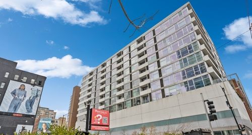 apt-1004-630 Franklin St, Chicago, IL, 60654-8355 | Card Image