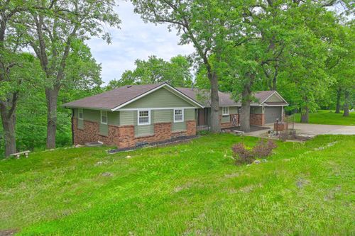 515 Park Rd, Estherville, IA, 51334-1877 | Card Image