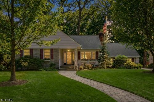 10 Tree Top Dr, Springfield, NJ, 07081-3729 | Card Image