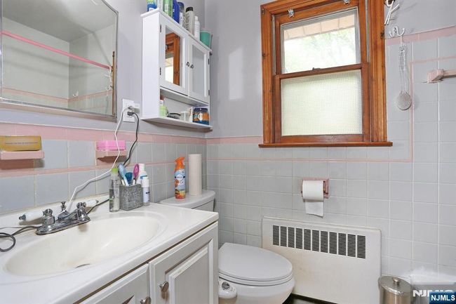 25 Marion Ave, House other with 3 bedrooms, 3 bathrooms and null parking in Rochelle Park NJ | Image 22