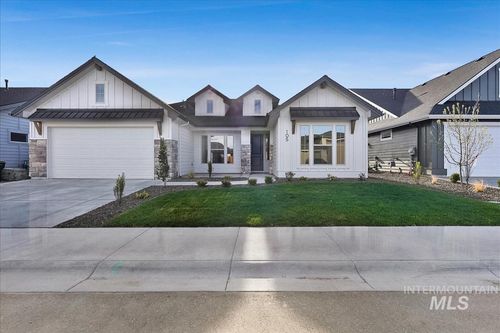 105 S Sunniva Ave, Kuna, ID, 83634-5164 | Card Image