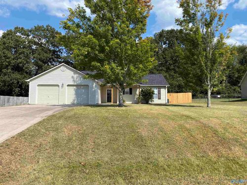 207 Old Country Court, New Market, AL, 35761 | Card Image