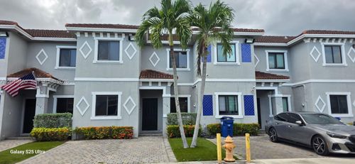 4420 Sw 163rd Ct, Miami, FL, 33185-4571 | Card Image
