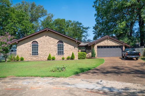 5292 Pipers Gap Cv, Memphis, TN, 38134-6307 | Card Image