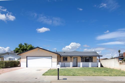 1435 S Salome St, Tulare, CA, 93274-6738 | Card Image