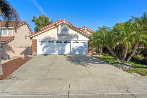 1374 Beringer Ln, Vista, CA, 92081-5314 | Card Image