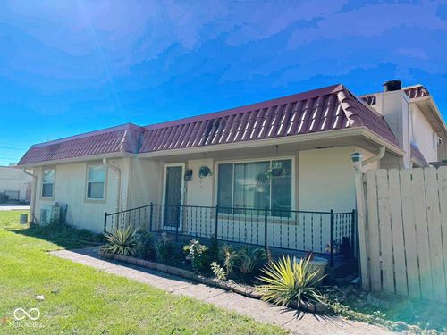 8425 Del Prado Ct, Indianapolis, IN, 46227-6108 | Card Image