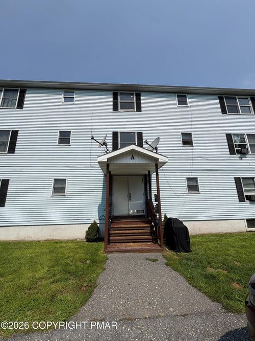 a5-339 Race St, East Stroudsburg, PA, 18301-1226 | Card Image