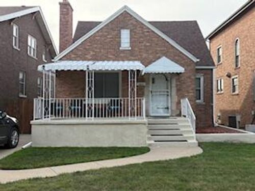 2024 Lake Ave, Whiting, IN, 46394-1832 | Card Image