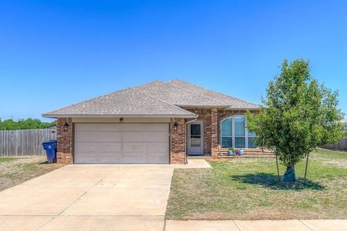 910 Brookhollow Drive, Chickasha, OK, 73018 | Card Image