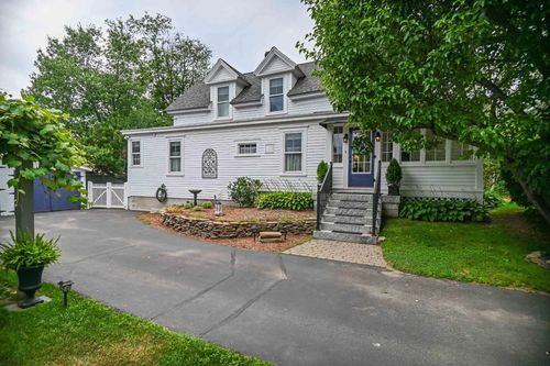 32 River Rd, Lebanon, ME, 04027-4106 | Card Image