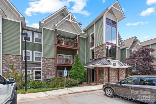 305-2000 Olde Eastwood Village Blvd, Asheville, NC, 28803-1791 | Card Image