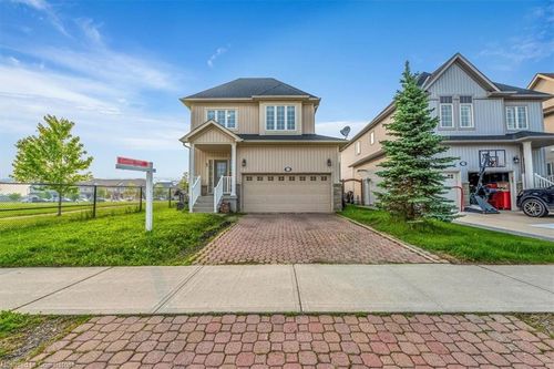 63 Ryan St, Fergus, ON, N1M0C9 | Card Image