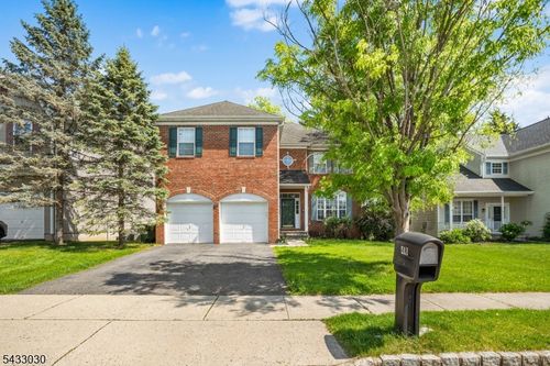 48 Saxton Dr, Hackettstown, NJ, 07840-1744 | Card Image