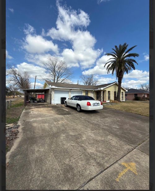 3903 Hickok Lane, Houston, TX, 77047 | Card Image